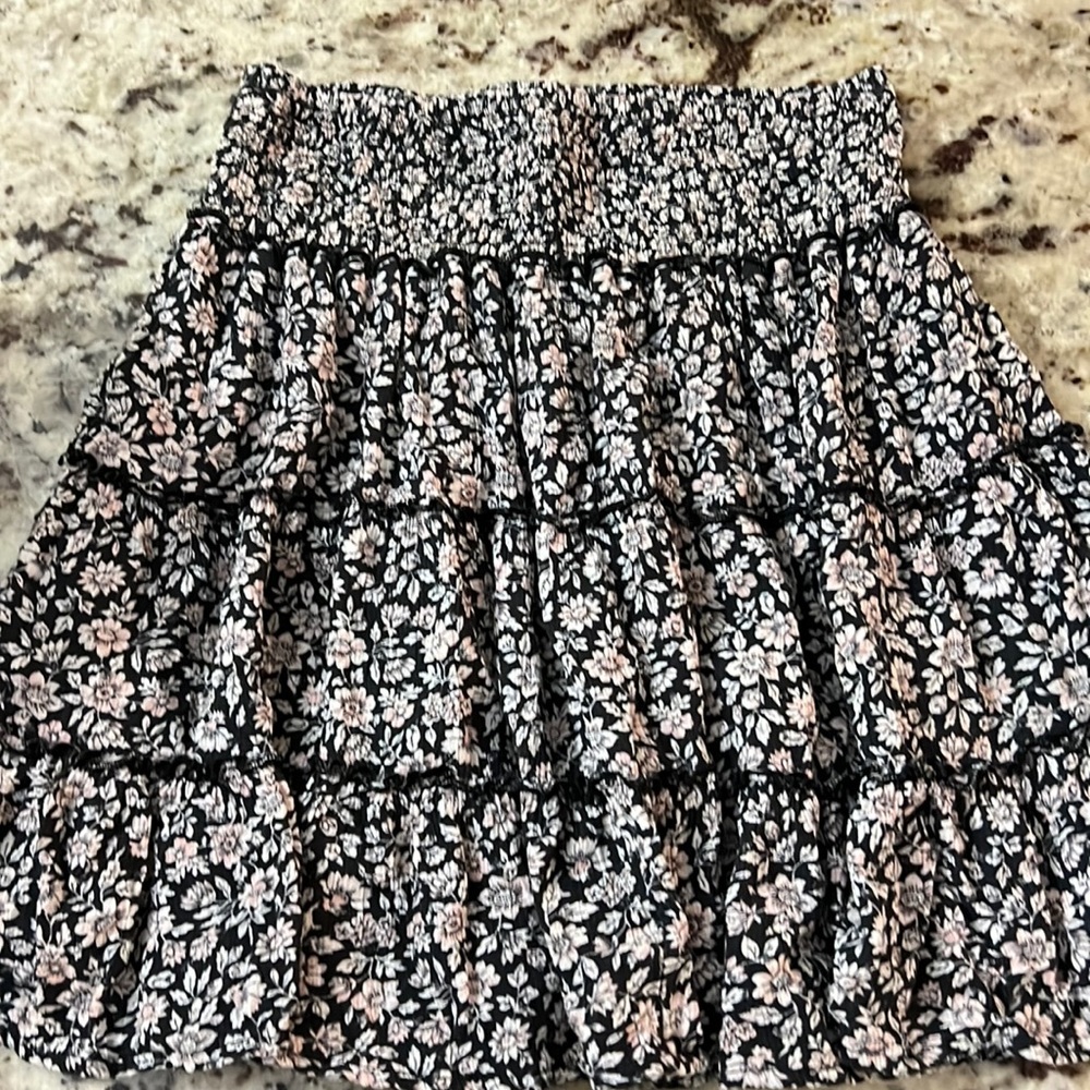 American Eagle Floral Mini Skirt